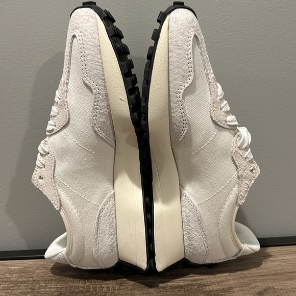 Womens New Balance 327 Lifestyle Shoe - Grey / Blue - Picture 6 of 8